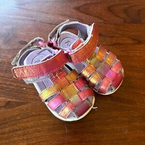 See Kai Run Pink & Gold Metallic Fisherman Sandals Runners Sz 4